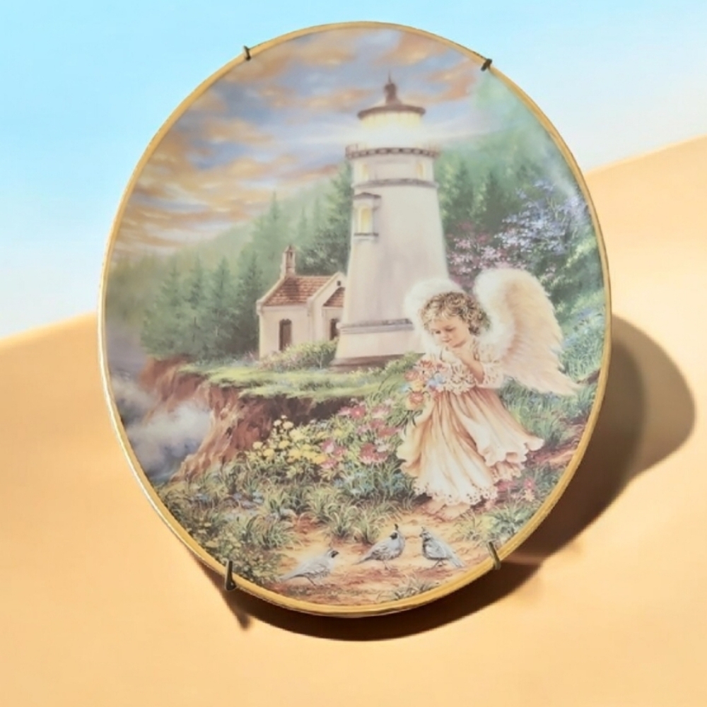 Collectable PLATE 16315A A Little Hope Lights The Way.